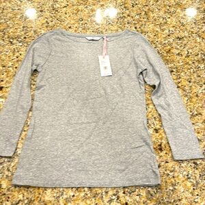 Vineyard vines NWT grey longsleeve tshirt - simple boatneck tee